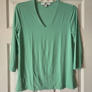 Jean Pierre Klifa Long Sleeve‎ V-Neck Top in Light Green